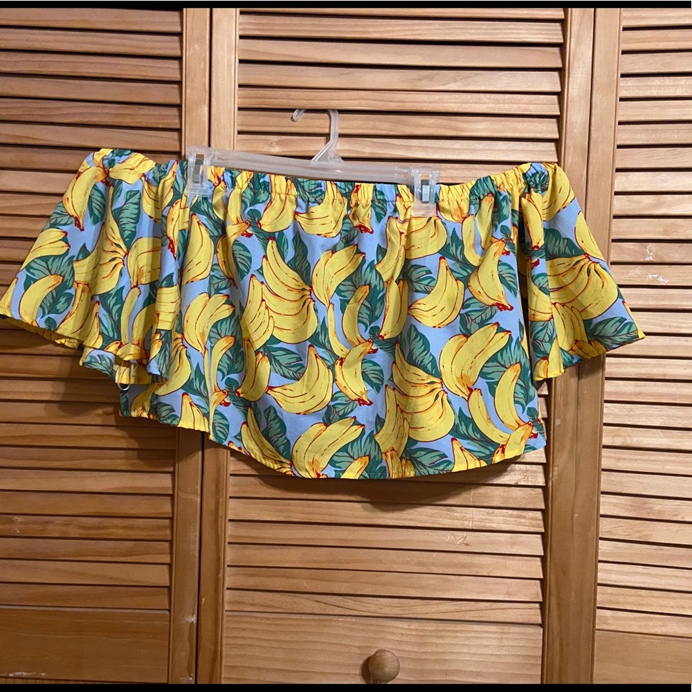 Plus Size Banana Print Crop Top